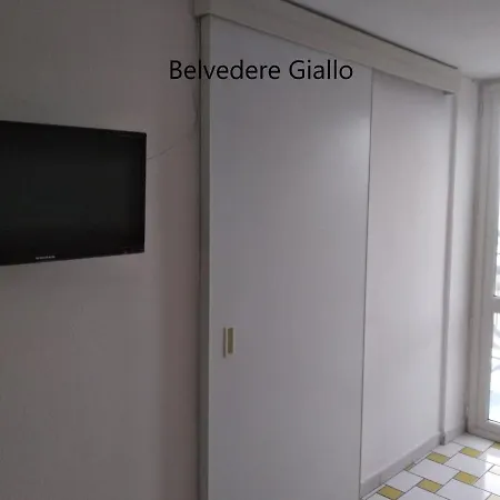 Ponzacasevacanze -appartamento ,,belvedere