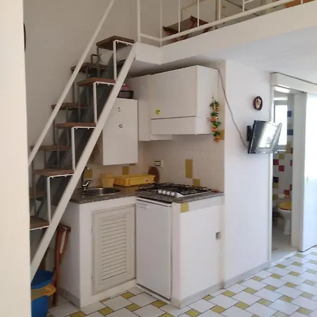 Ponzacasevacanze -appartamento ,,belvedere